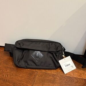 Boulevard Miles Black Belt Bag NWT Men’s